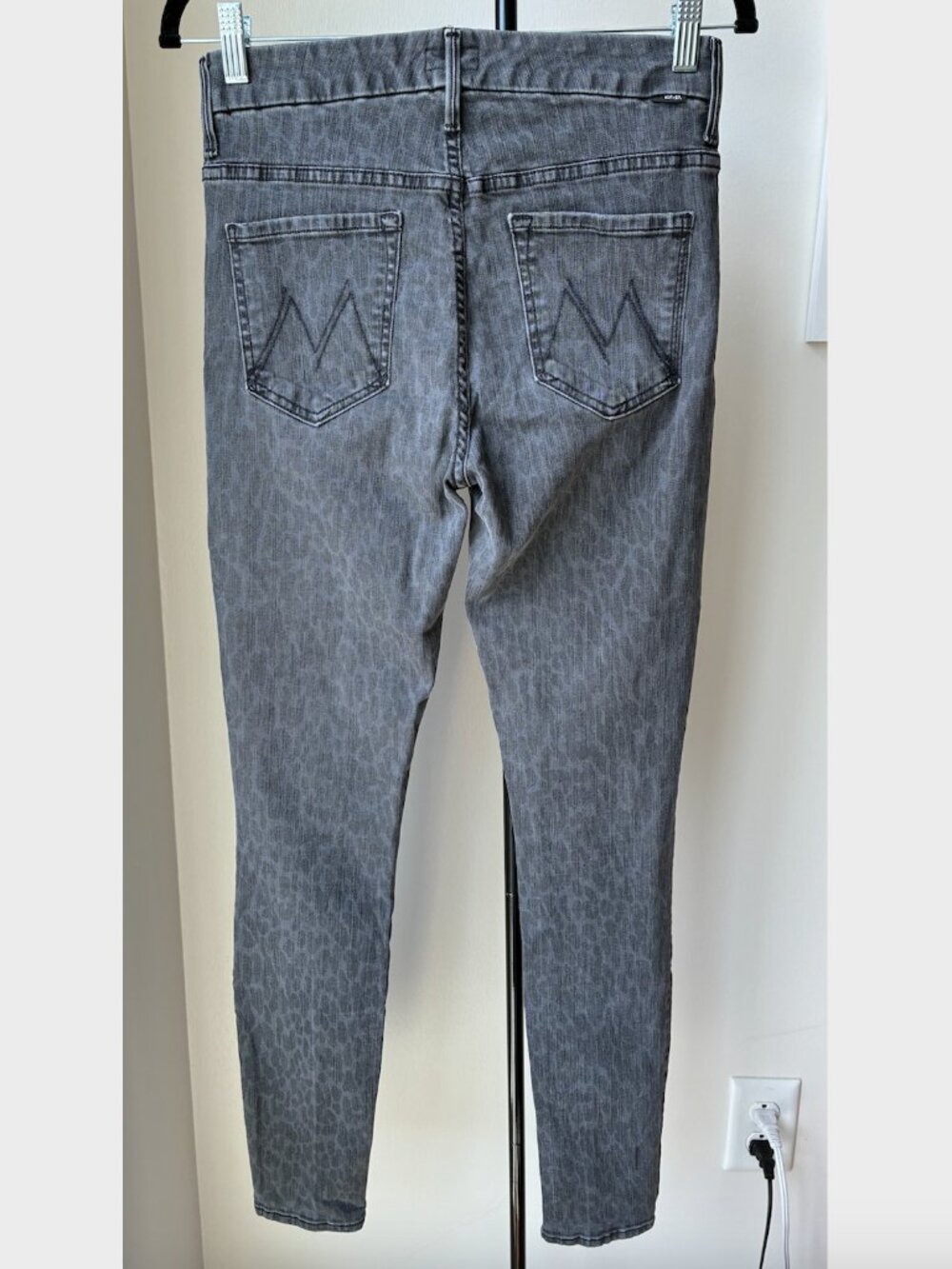 Mother High Waisted Looker Wash Skinny Jeans in Bad Cat - Size 29 - Picture 6 of 11